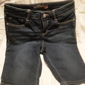 Wallflower girl shorts